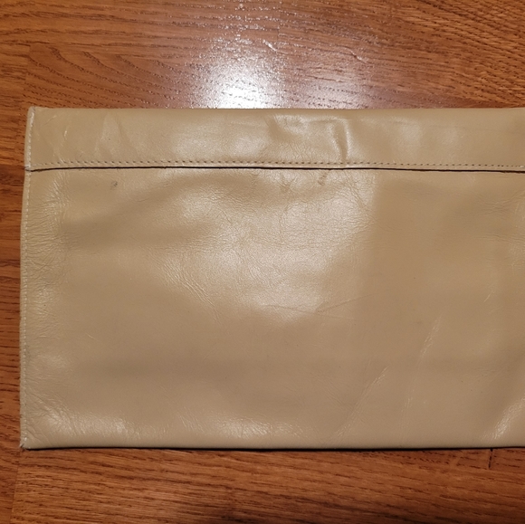 Vintage Cream Envelope Clutch - Picture 2 of 4